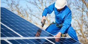 Installation Maintenance Panneaux Solaires Photovoltaïques à Laneuvelle